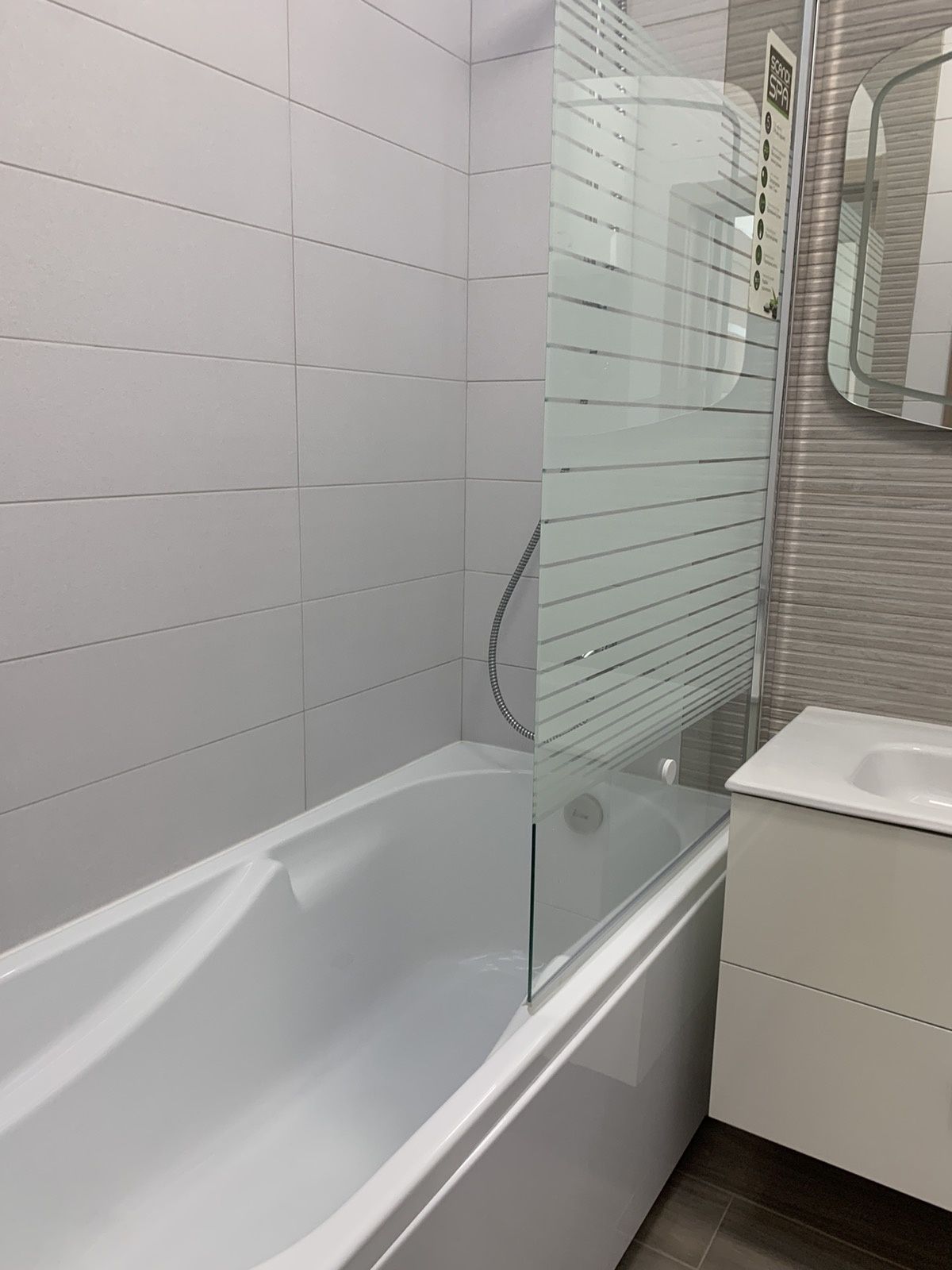 1-bedroom studio apartment in Greenwood Complex with sea and botanical garden view