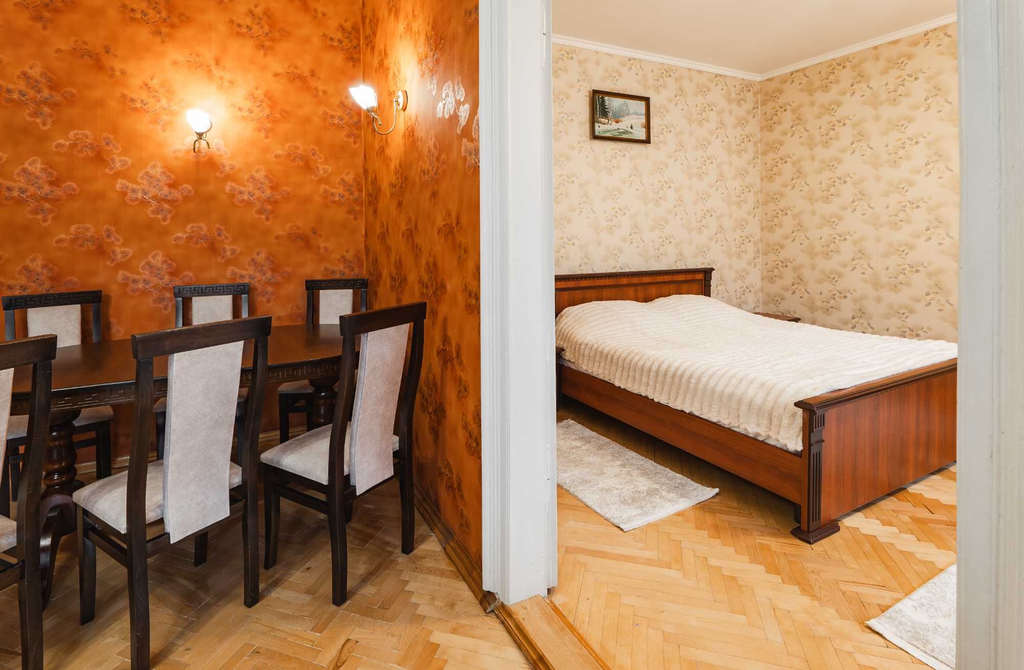 Cozy 2-Bedroom Apartment Near Mechnikova with Modern Amenities
