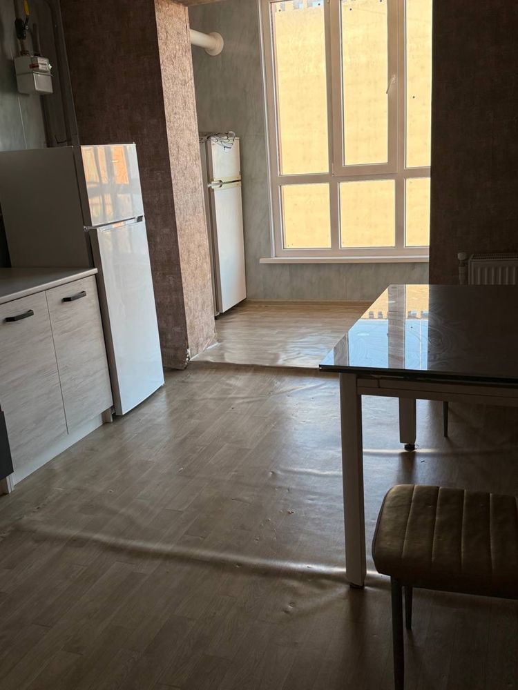 Modern 1-Bedroom Apartment in New Building