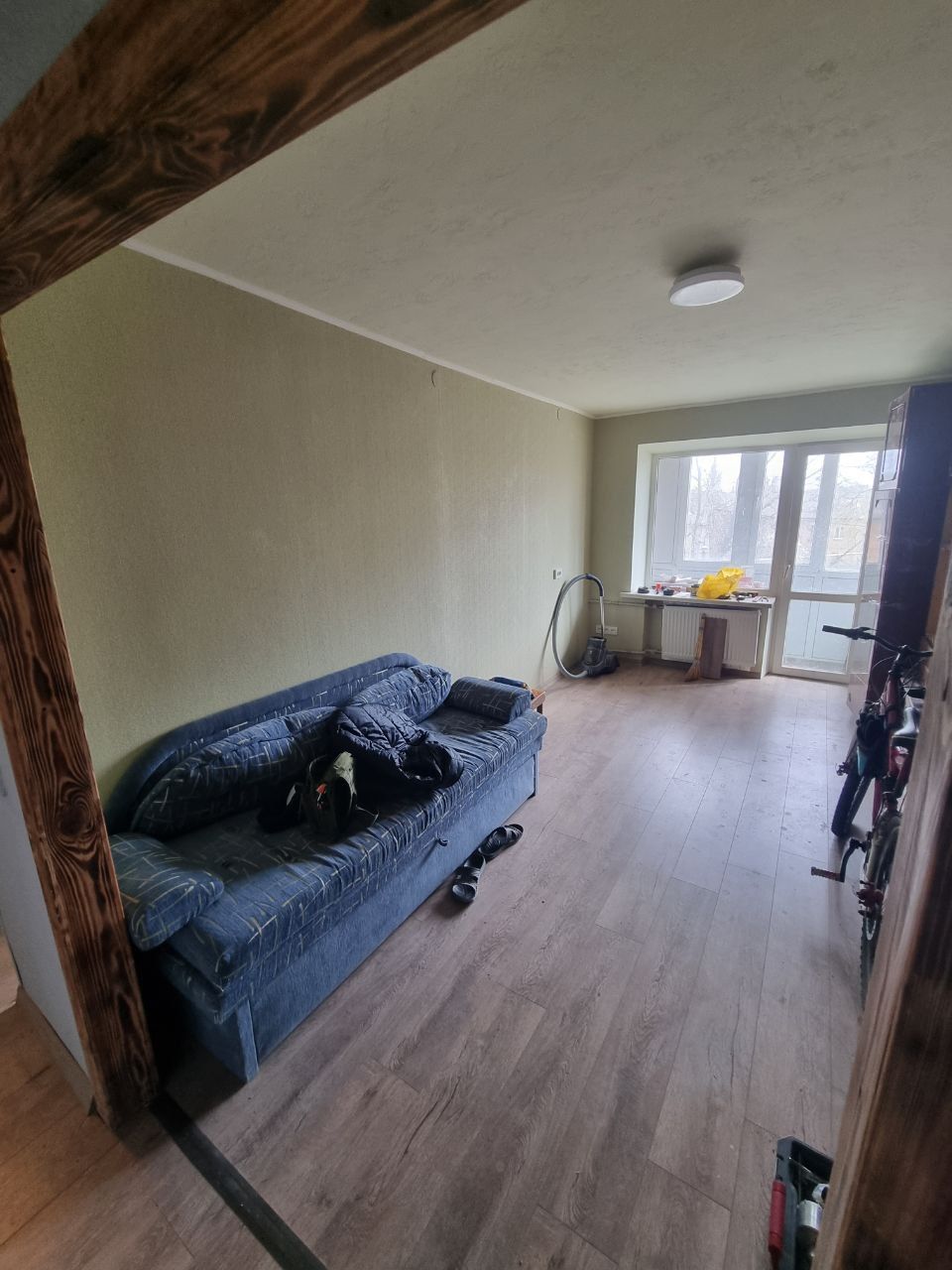 3-Room Apartment with Full Renovation, Warm and Bright