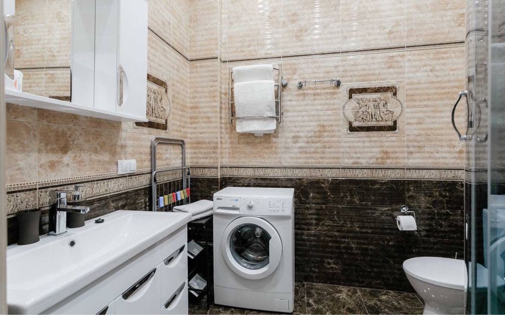 Spacious 1-bedroom apartment with sea view in Zhemchuzhina complex