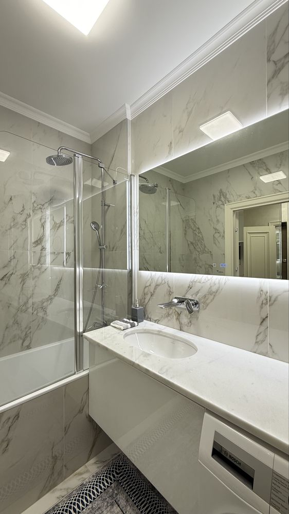 Modern Euro-Style 2-Room Apartment in Fine Town Complex, Shevchenkivsky District, Kyiv