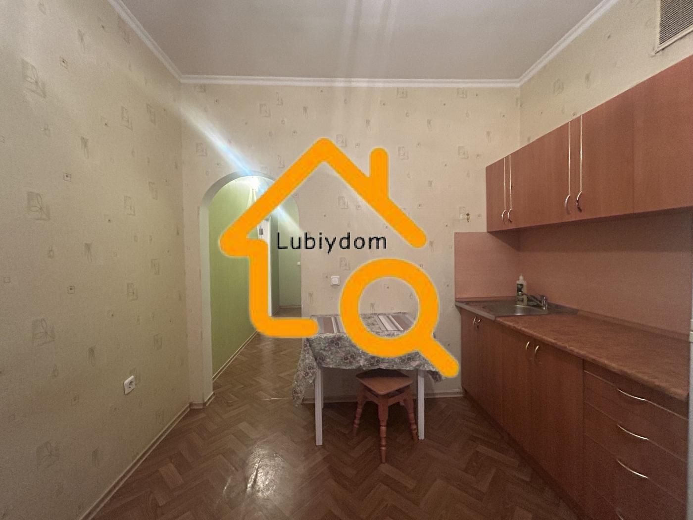 1-bedroom apartment in city center with full amenities