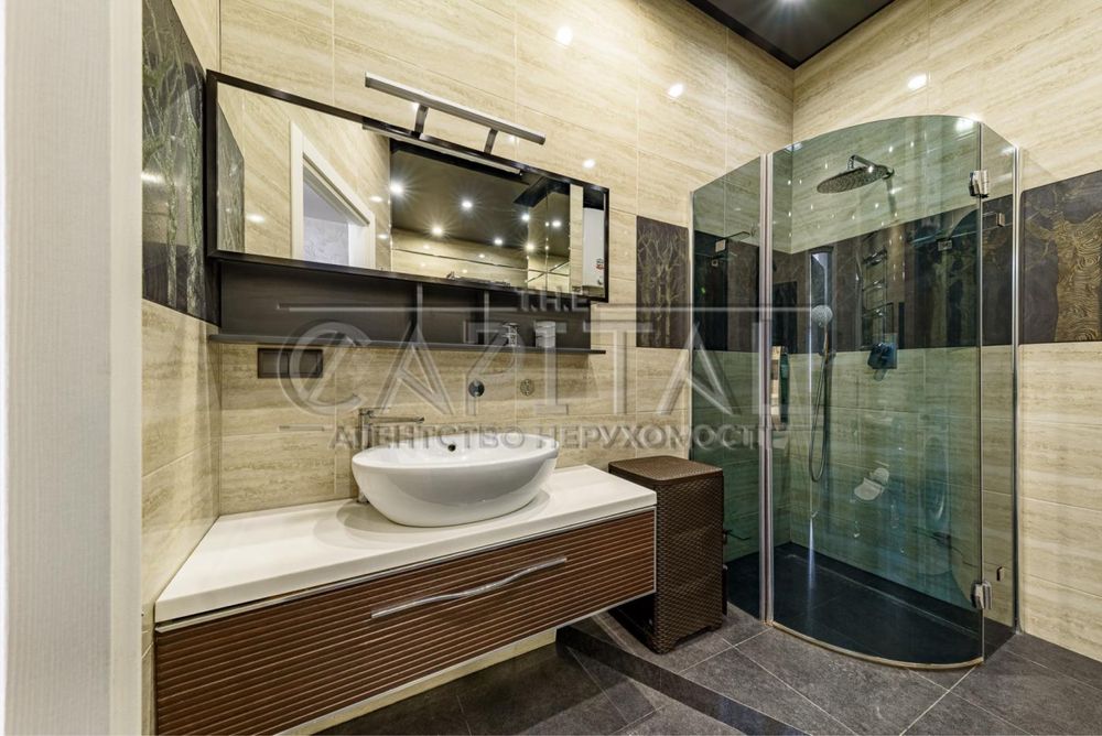 2-Room Apartment with Premium Renovation in Elegant Complex