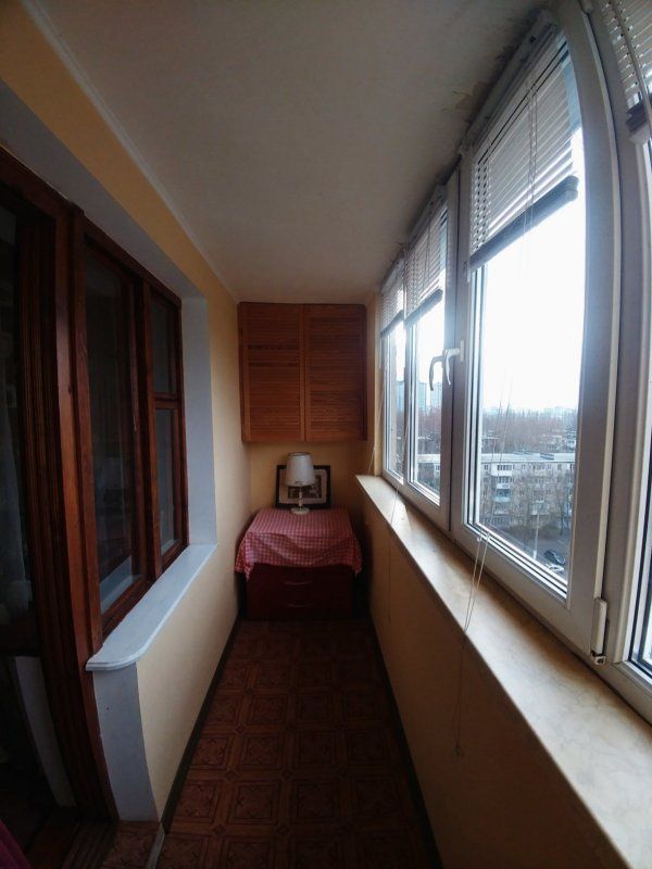 Warm Apartment Near Gorky Park with Amenities