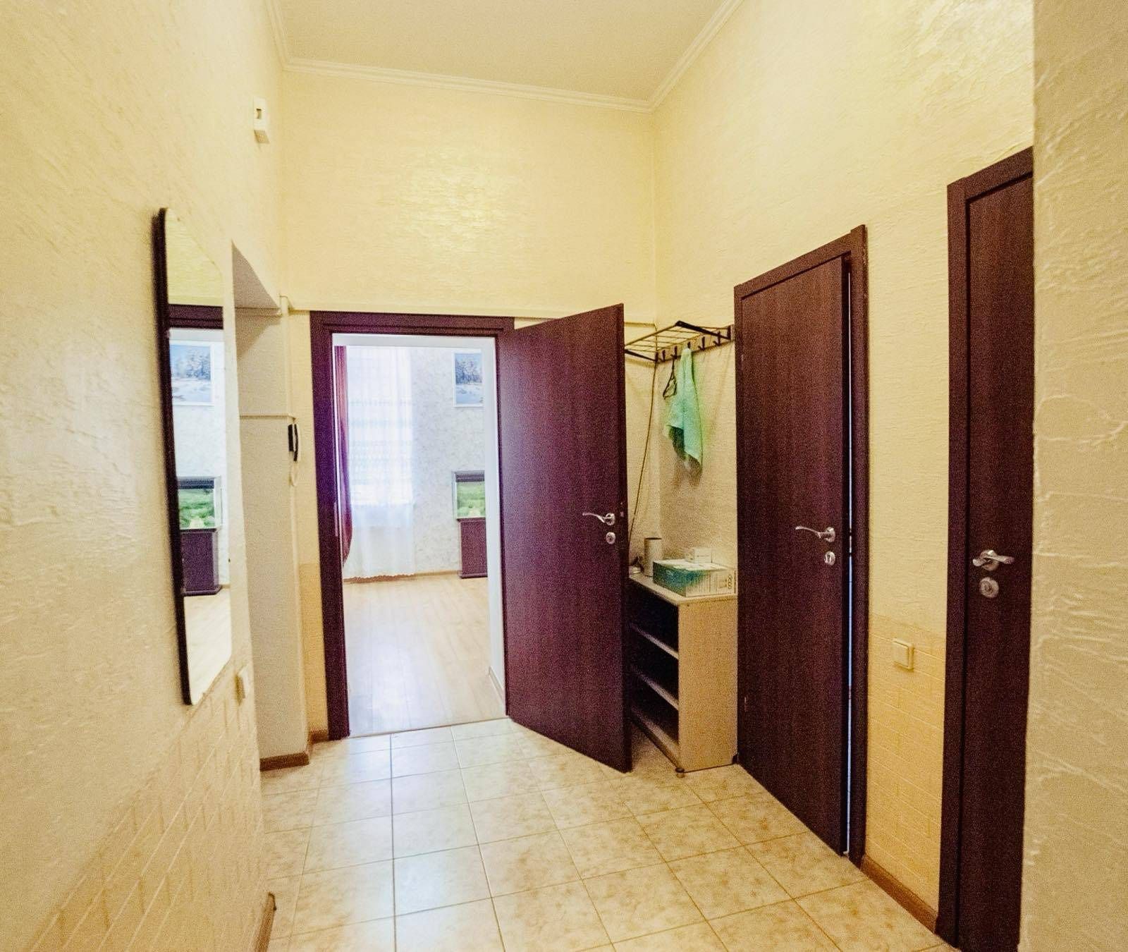 2-Room Apartment in Center, Bazarnaya Street, Renovated