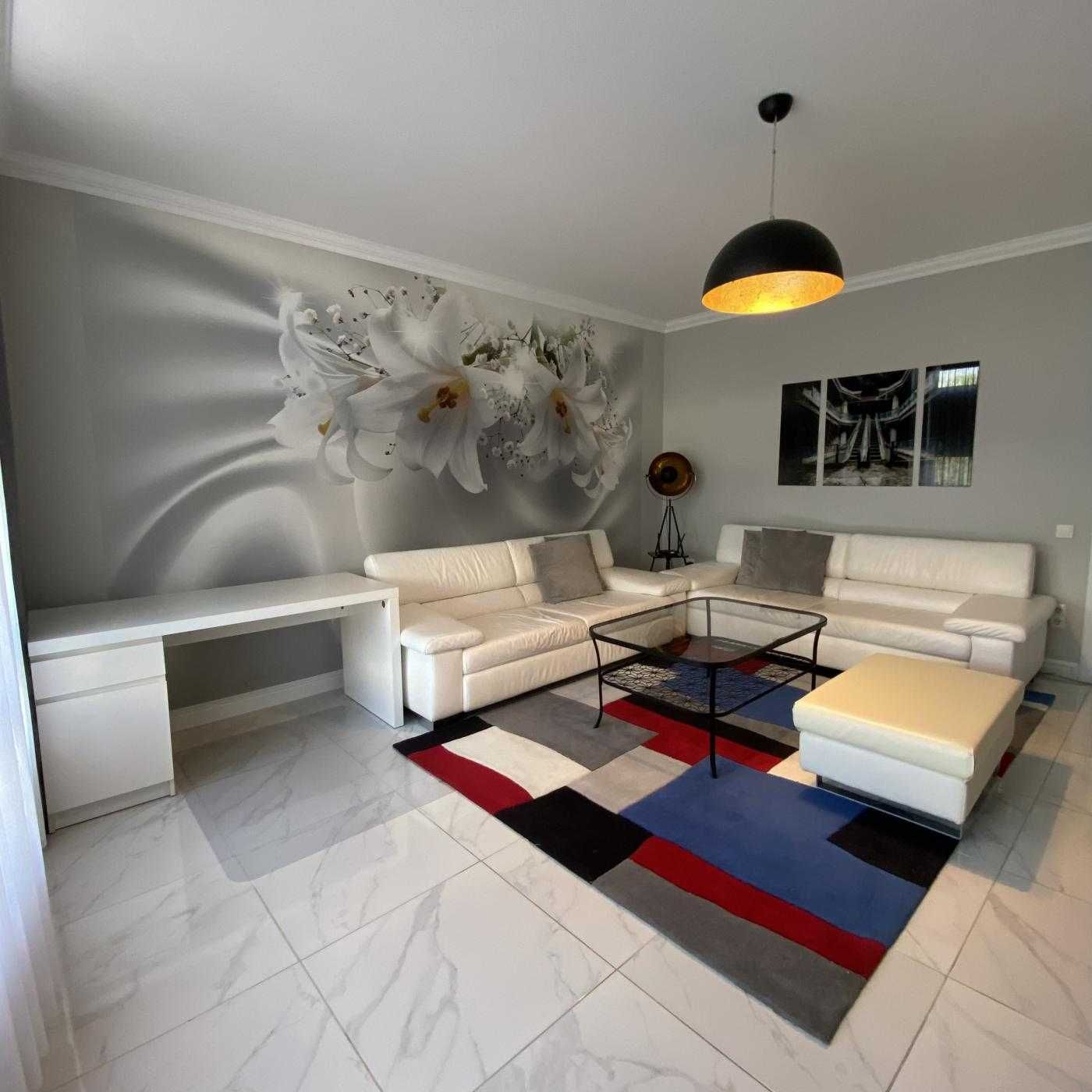 2-Room Apartment on Shevchenko-Zaliznychna Street