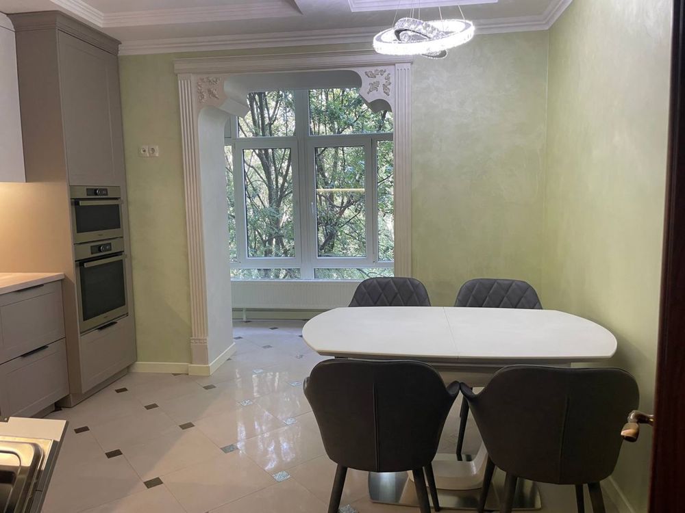 2-Room Apartment with Kitchen Studio in City Center near Park