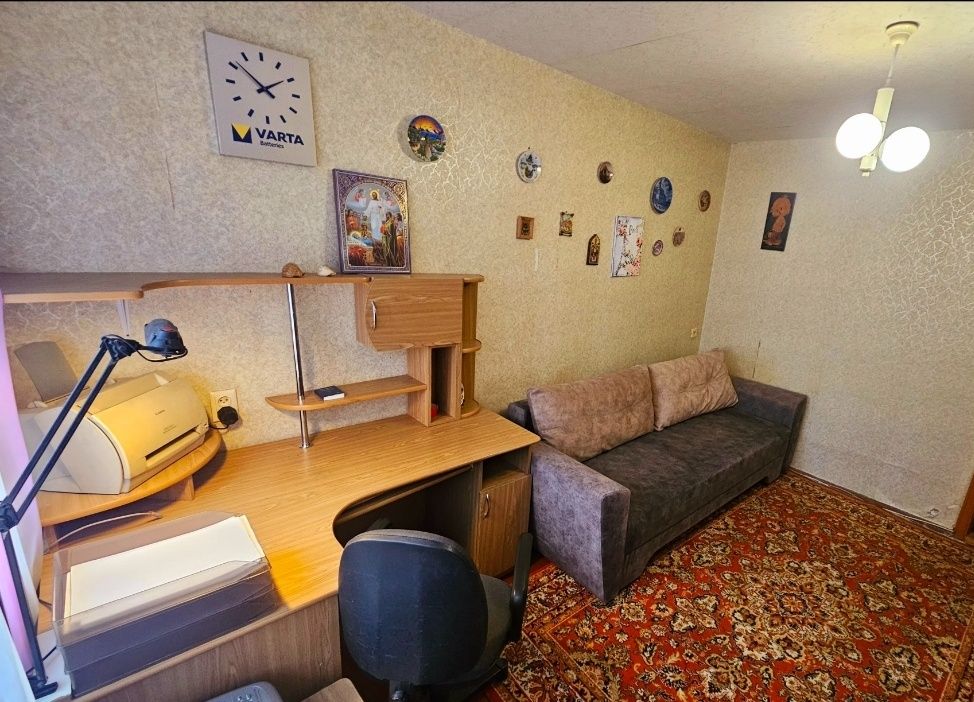 3-Bedroom Apartment Near Metro with Shelter
