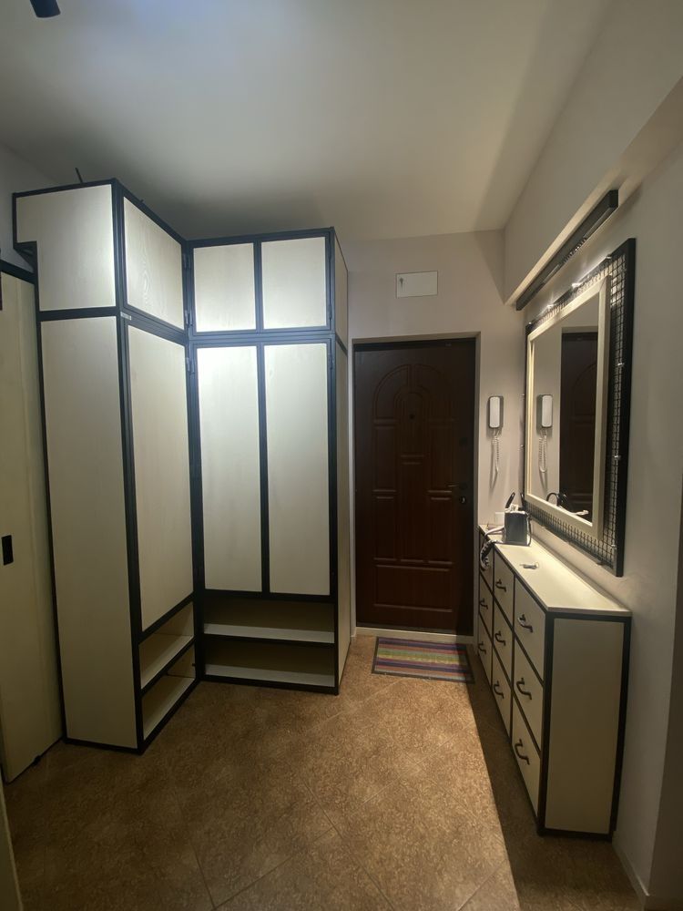 2-Room Apartment Near Park with Parking and Pet-Friendly Features