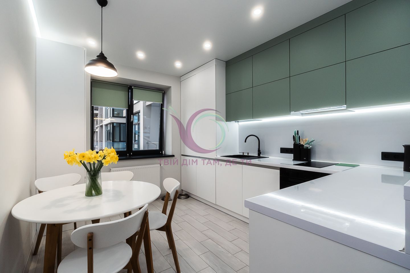 Spacious 3-bedroom apartment near lake in Ivano-Frankivsk