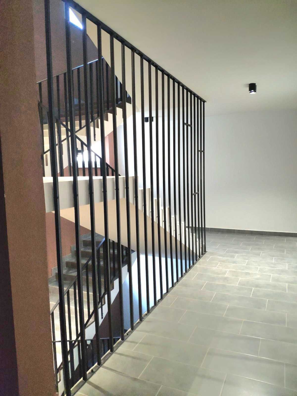Two-bedroom apartment in Povitryana Hall Complex with modern renovation and full amenities