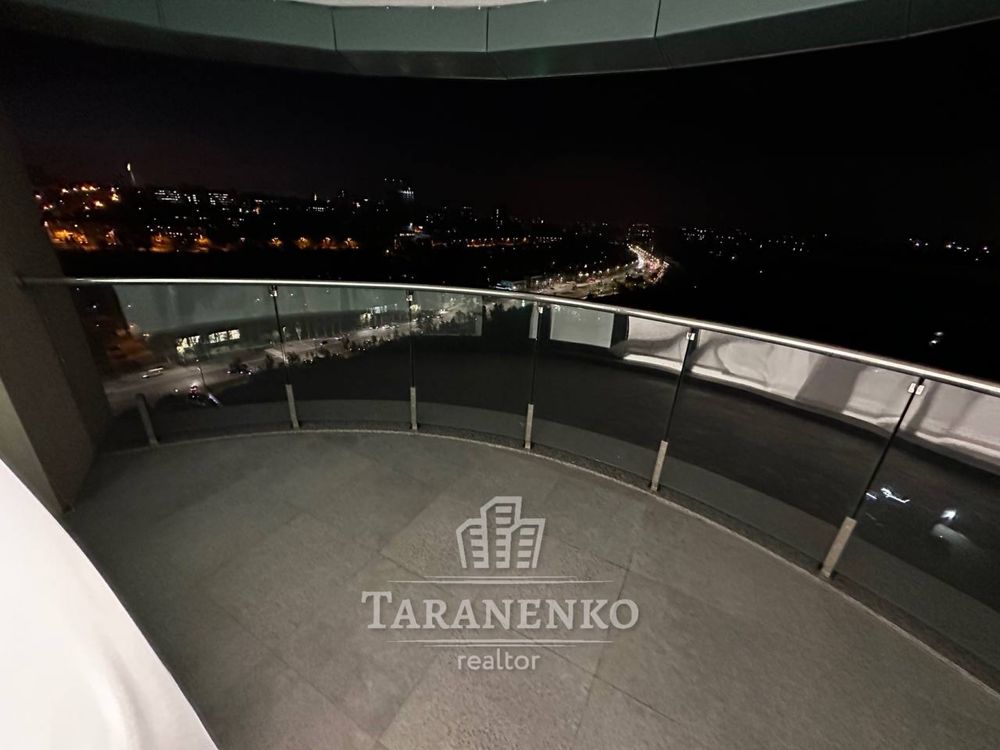Spacious 160m² Apartment in Bartolomeo Complex with Terrace