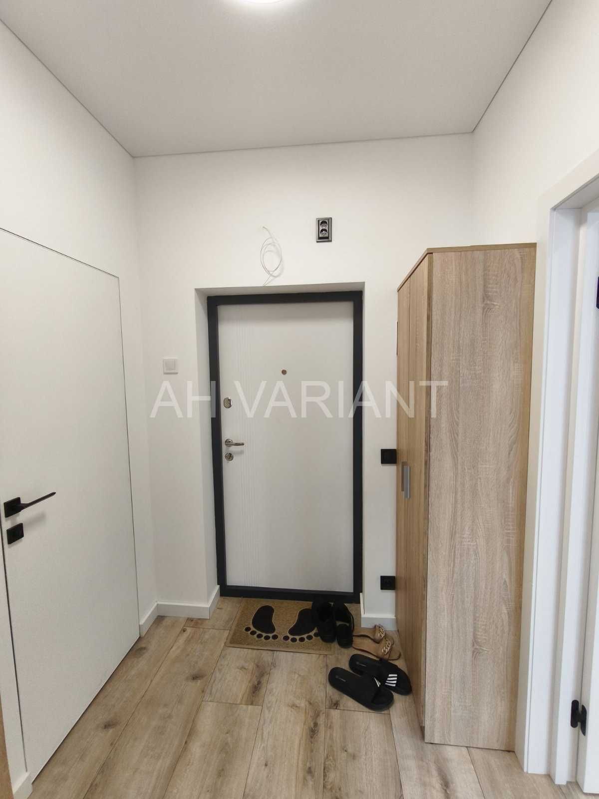 Modern 1-Bedroom Apartment in Uzhhorod with Euro Renovation