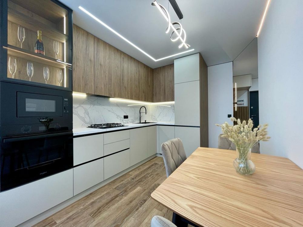 Cozy One-Bedroom Apartment in Family Plaza Complex with Modern Design