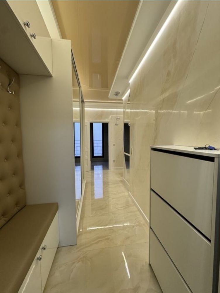 Stylish 2-Room Apartment in New Building with Studio Kitchen and Bedroom