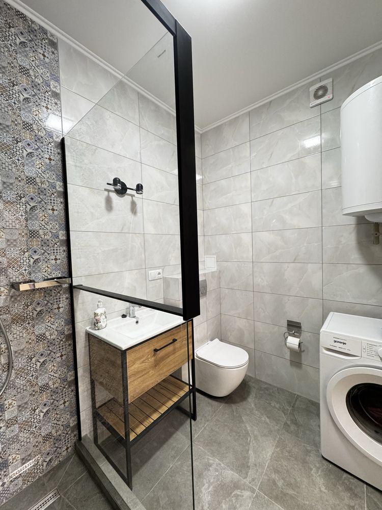Modern 1-Bedroom Apartment in Uzhhorod's Budapest Residential Complex