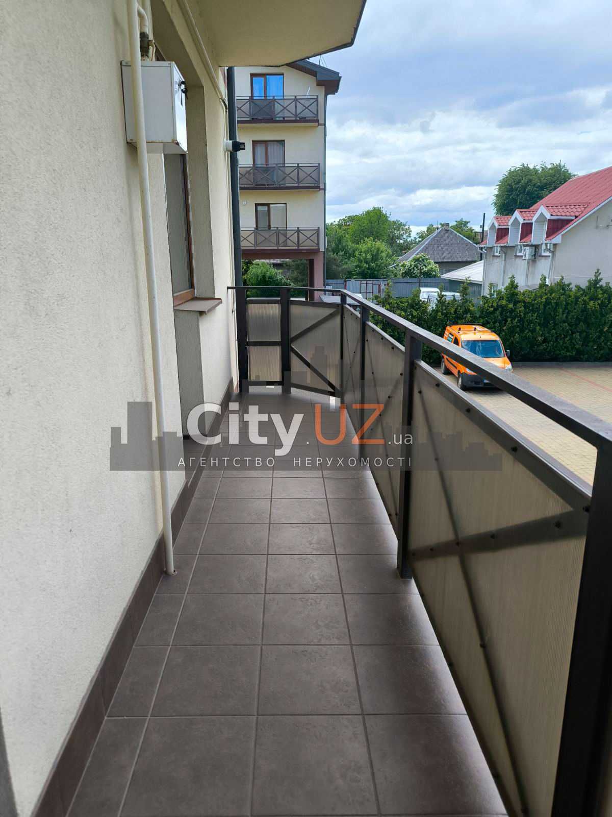 Spacious 3-room apartment in elite residential complex Edelweiss, Uzhhorod