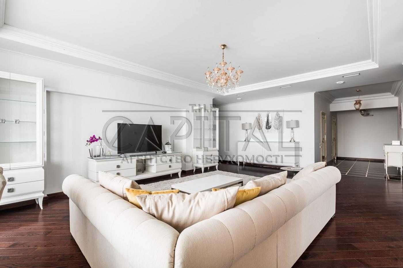 Luxury 4-Room Apartment in Lipska Tower, Pechersk, Kiev