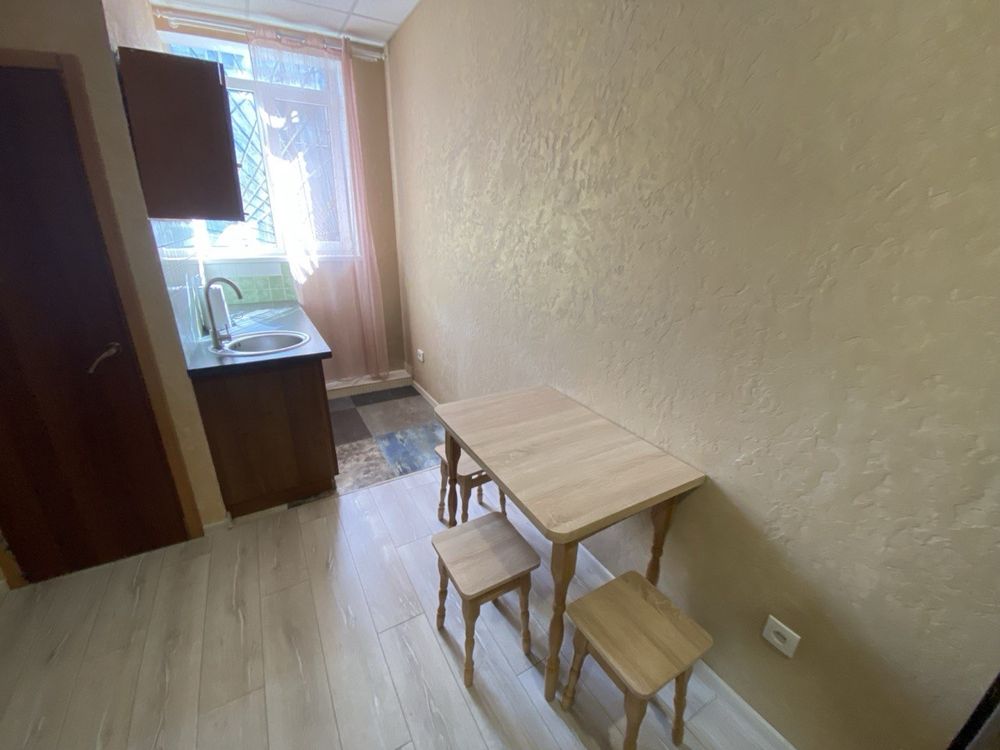 Renovated One-Bedroom Apartment with Modern Amenities
