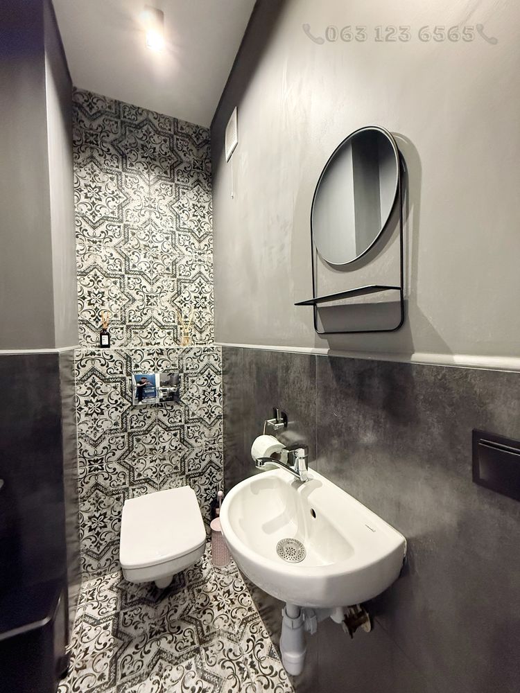 Stylish 2-Room Apartment in Avalon Complex with Terrace and City View