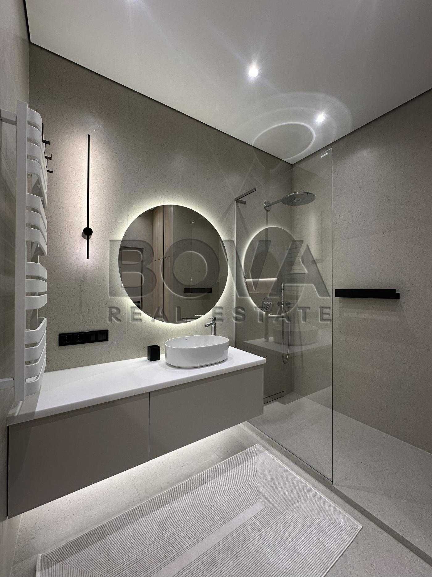 Exclusive 2-bedroom apartment in Crystal Park Tower, 65m2, premium location