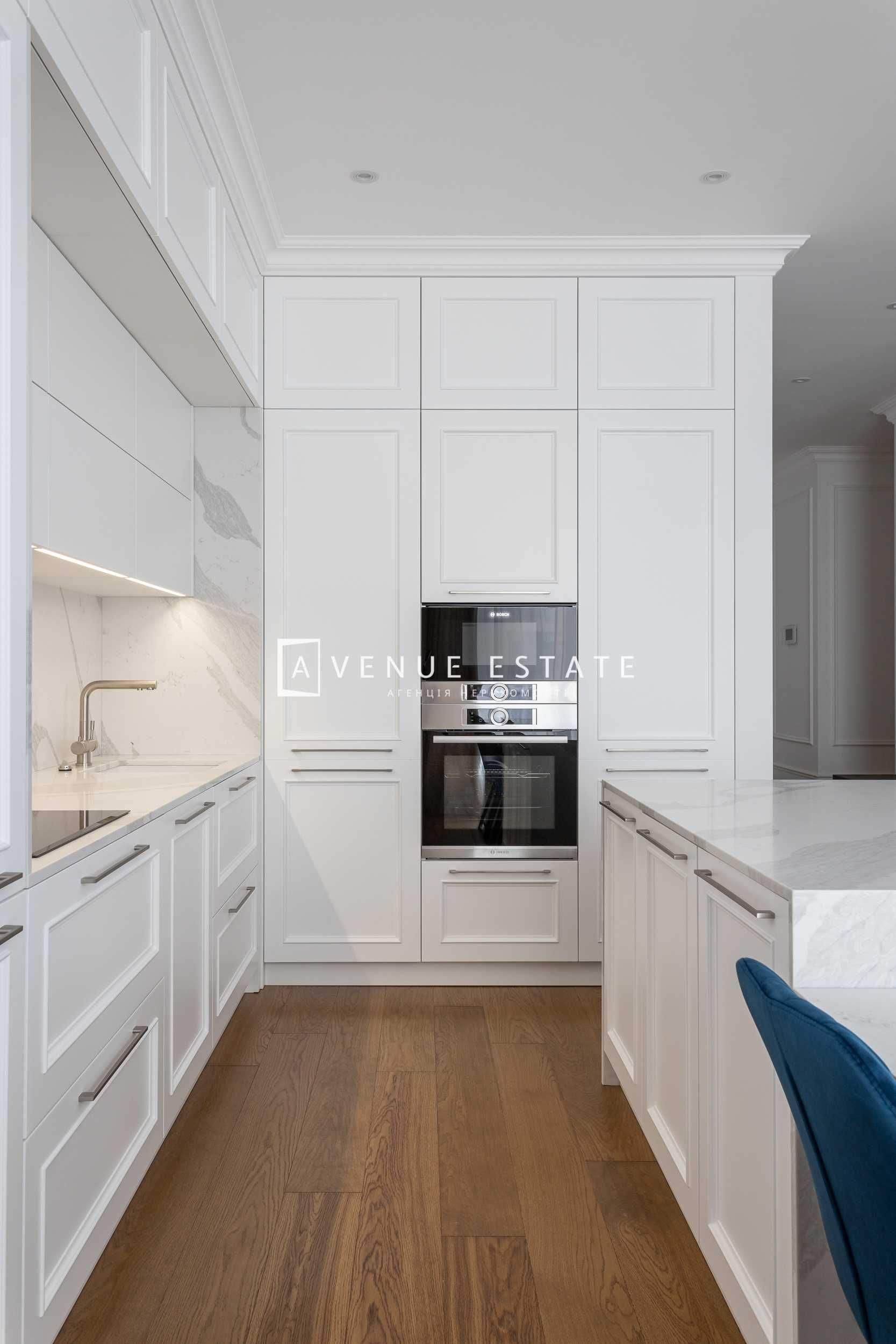5-Room Apartment in Park Avenue Complex, Kyiv