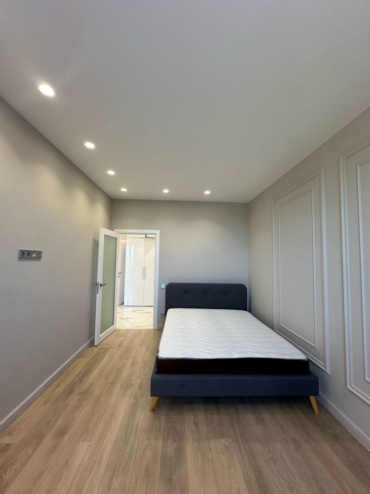 2-Bedroom Apartment in Dream City Complex with Premium Renovation