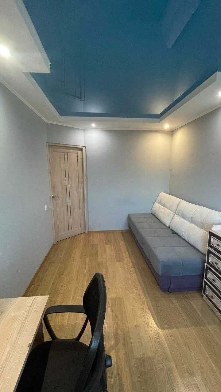 Bright 2-Room Apartment in Brick Building with City View
