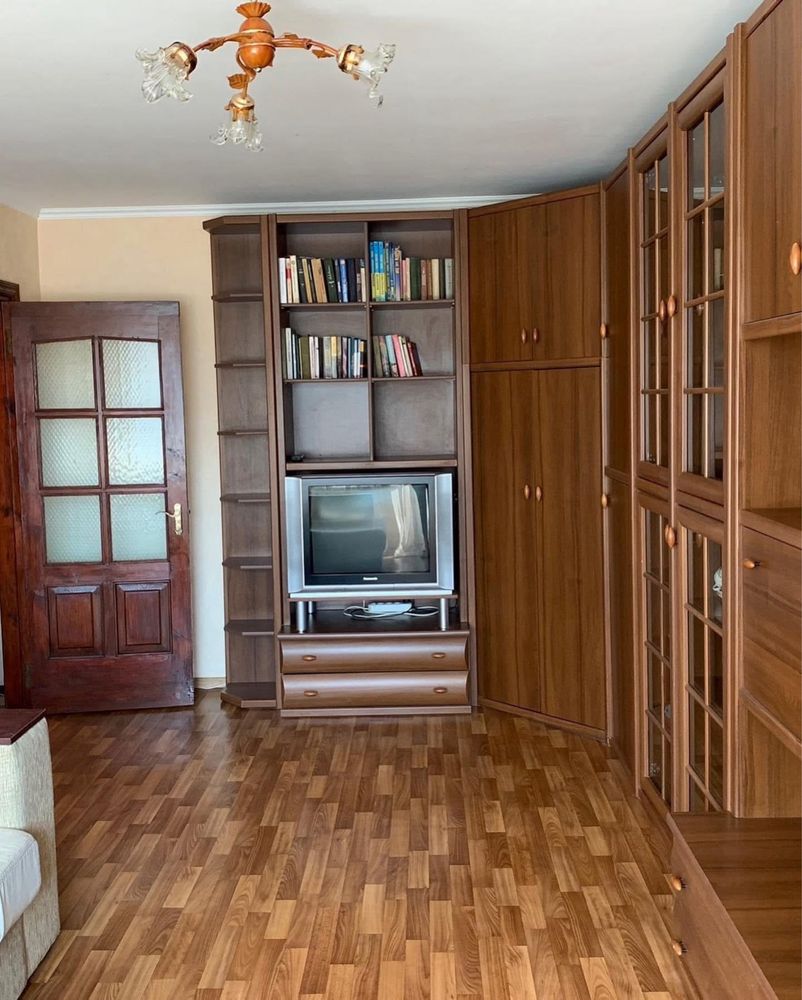 Квартира на улице Бочарова, 4 этаж, раздельные комнаты