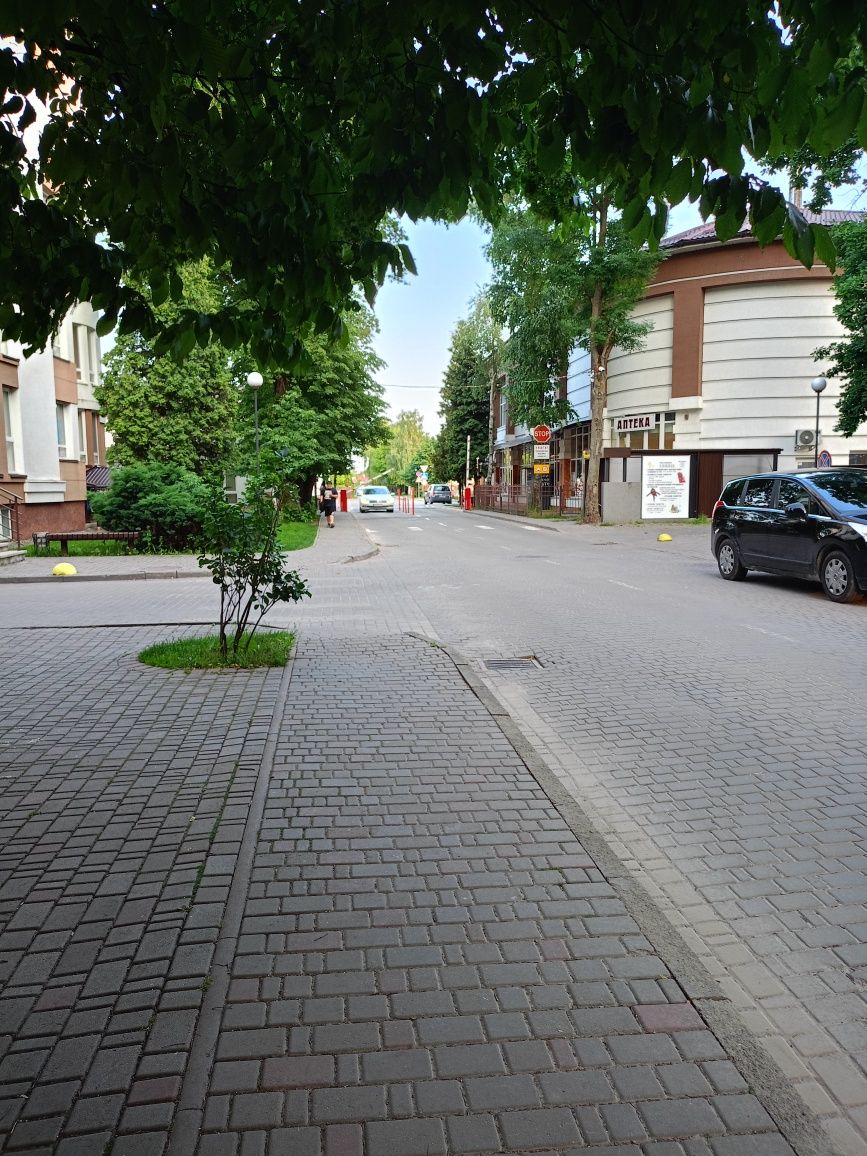 2nd Floor Apartment in Kalynova Sloboda Complex with Autonomous Heating