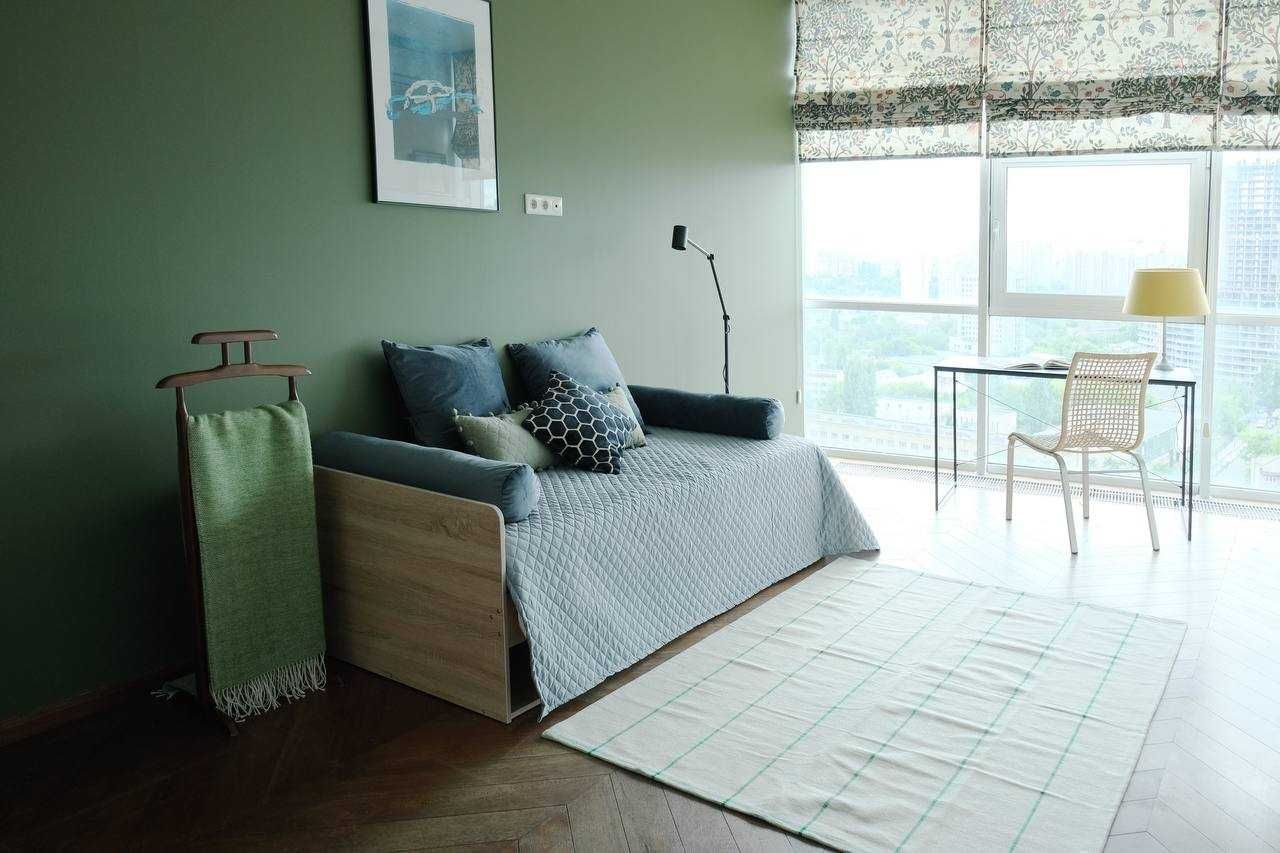 Stylish 3-Bedroom Apartment with Designer Renovation near Vydubychi Metro