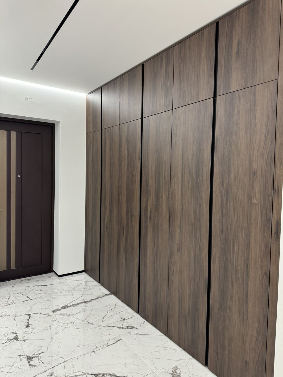 Spacious apartment with river view in elite residential complex