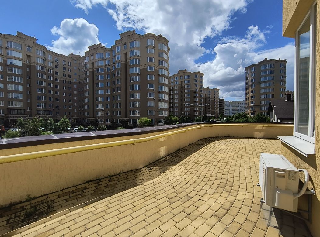 Spacious Two-Bedroom Apartment in Sophia Complex, Vasyl Stus Street