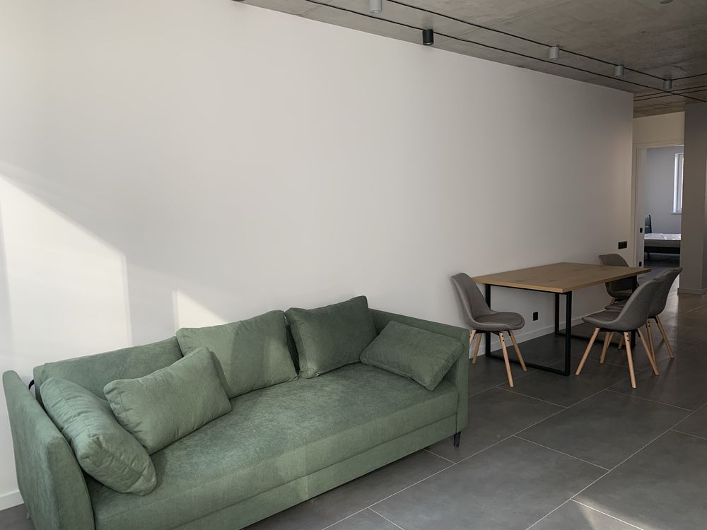 Modern Loft Apartment Near Metro with Underground Parking