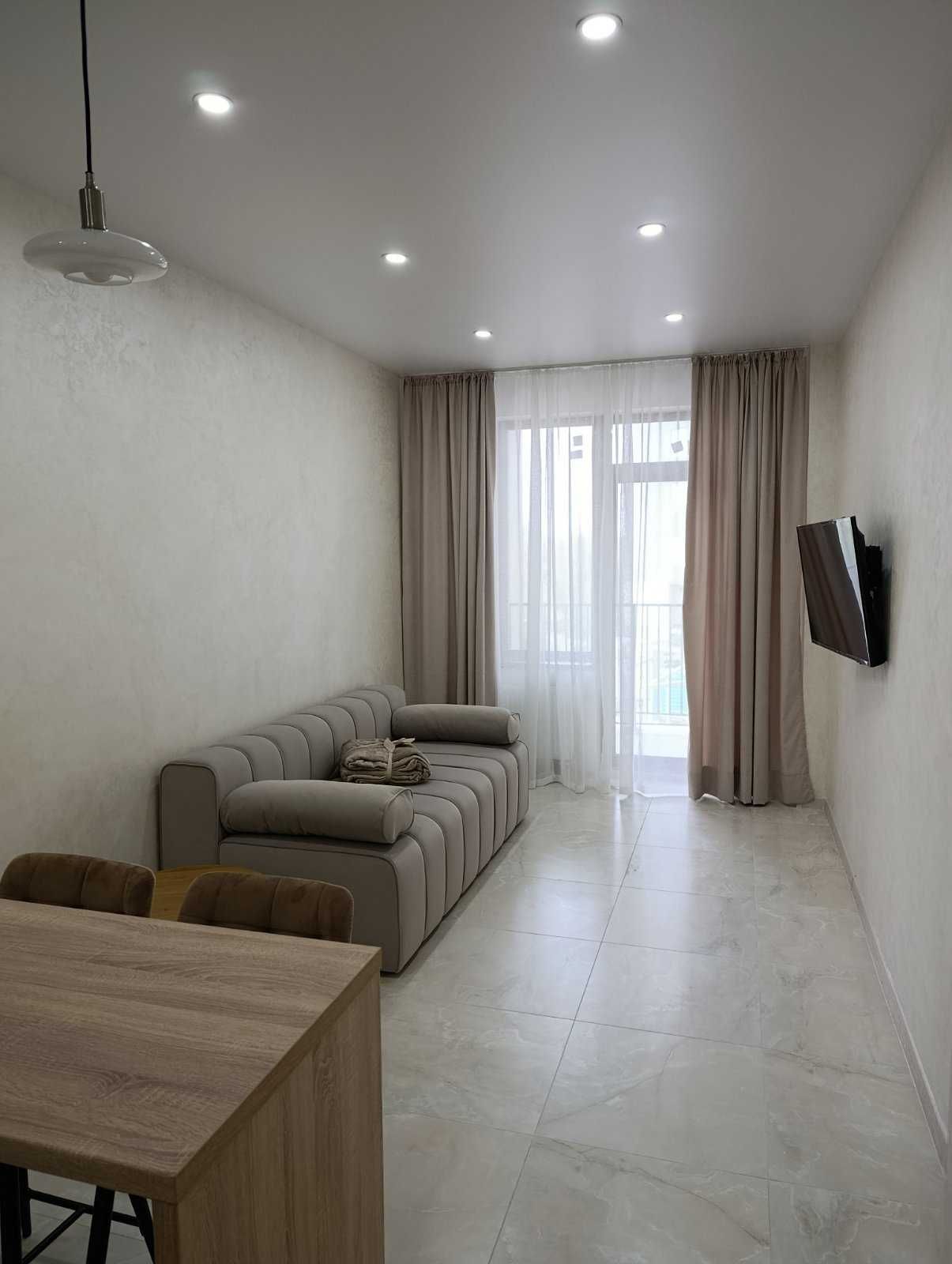 Studio Apartment near Golden Beach, 16th Station of Big Fountain