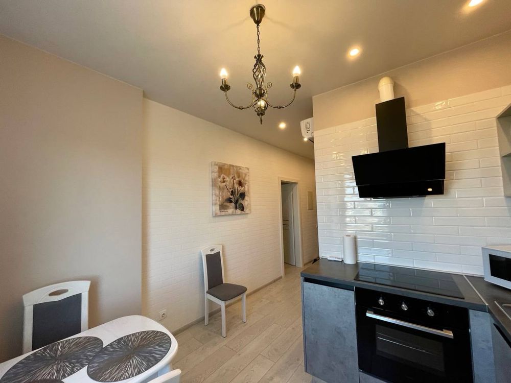 Spacious 1-bedroom apartment near Arcadia, sea, and city views