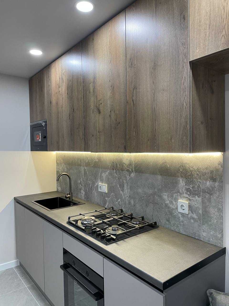 Modern Furnished Apartment in Family Plaza Complex