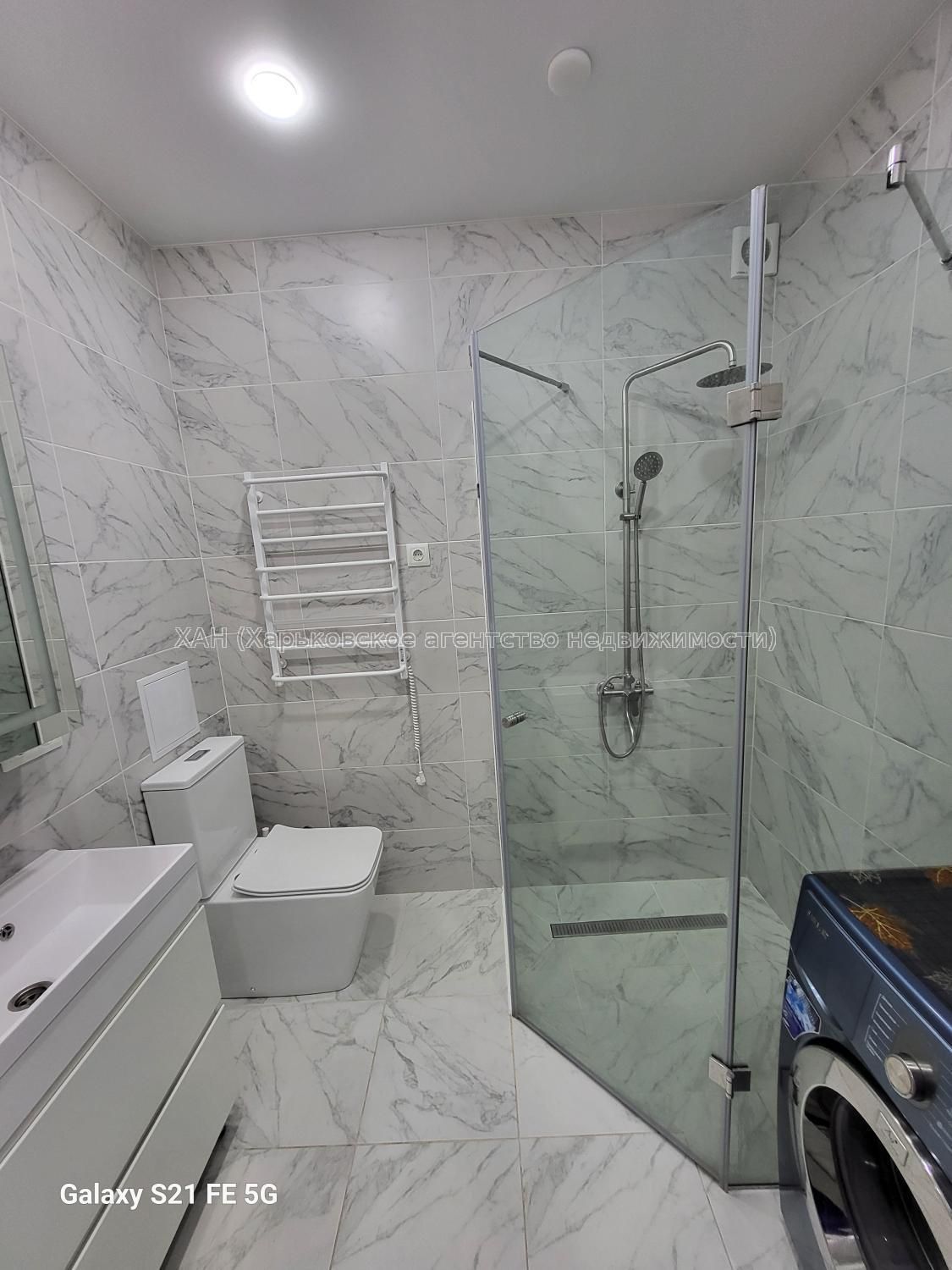 1-Bedroom Apartment in Lazurny Residential Complex with Renovations