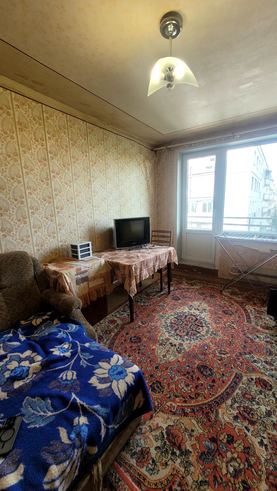 Spacious 2-room apartment near Saltovskoe metro, 7th floor