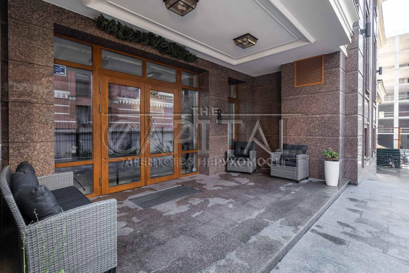 Premium 2-Bedroom Apartment in Turgenev Complex, Kyiv City Center