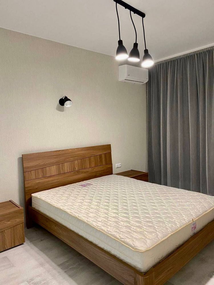 2-Room Apartment in Novodvoryansky Complex, Modern Design
