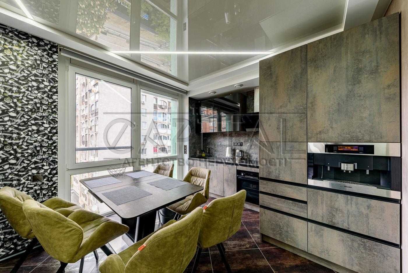 3-Room Apartment in Hoffman House, Lukyanivka District