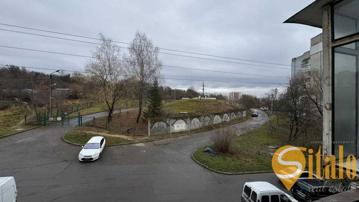 3-Room Apartment with Renovation in Shchurata Street, Lviv