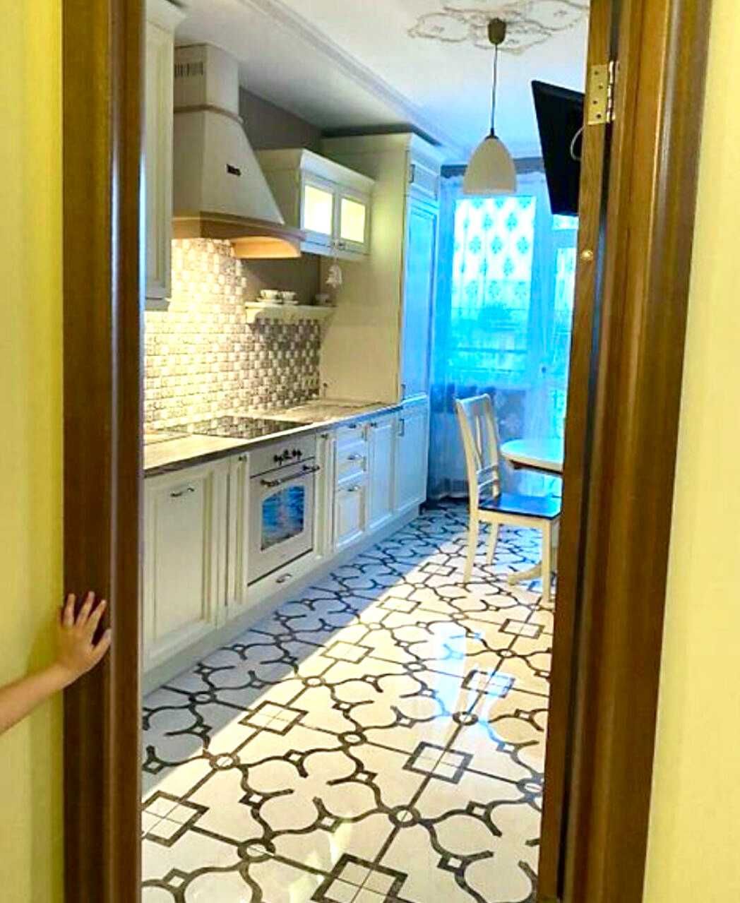 2-Room Apartment on Lubinska-Karadzhycha Street with Euro Renovation