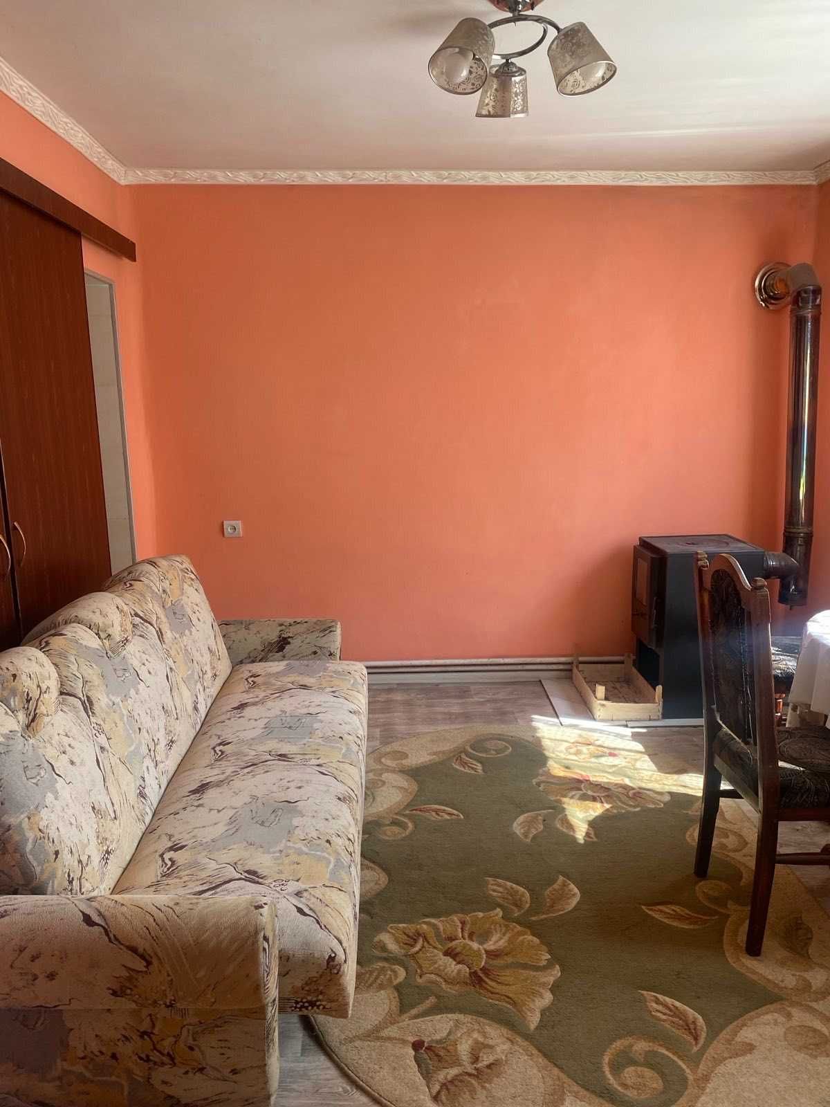 3-Bedroom Apartment in Rakhiv, Zakarpattia, City Center