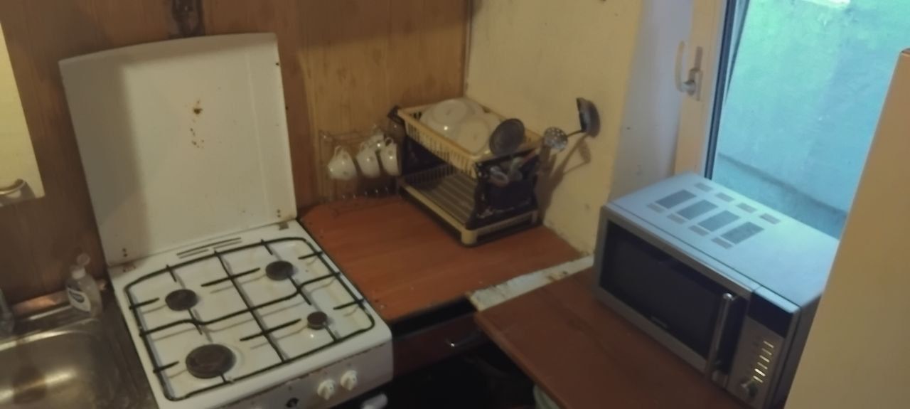 Small Private Sector Apartment Near Budapest, Separate Entrance