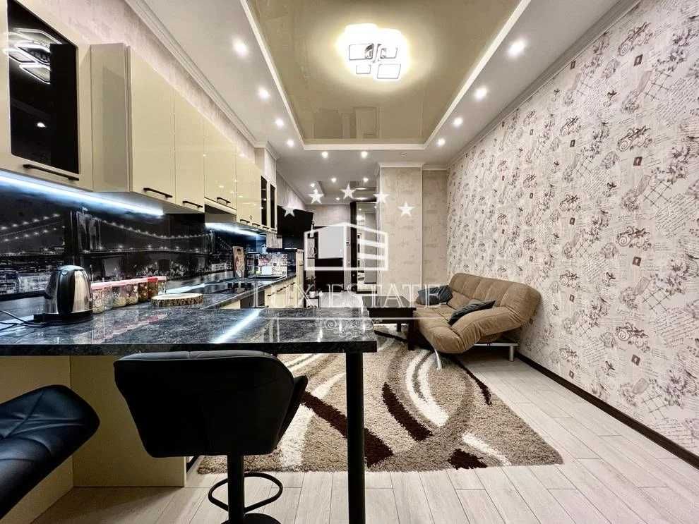 Modern 1-Bedroom Apartment near 23 August Metro Station