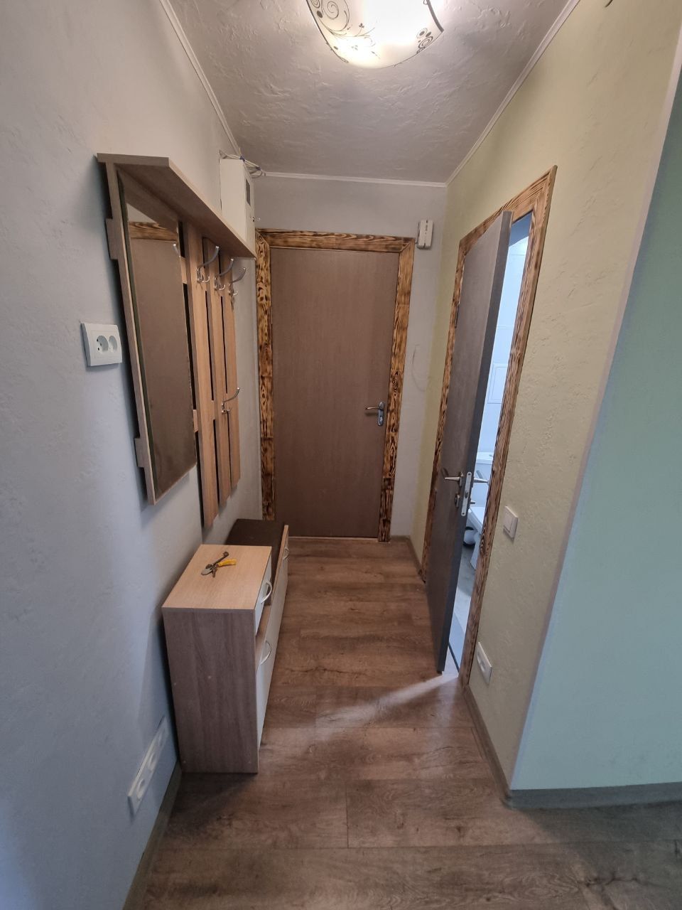 3-Room Apartment with Full Renovation, Warm and Bright