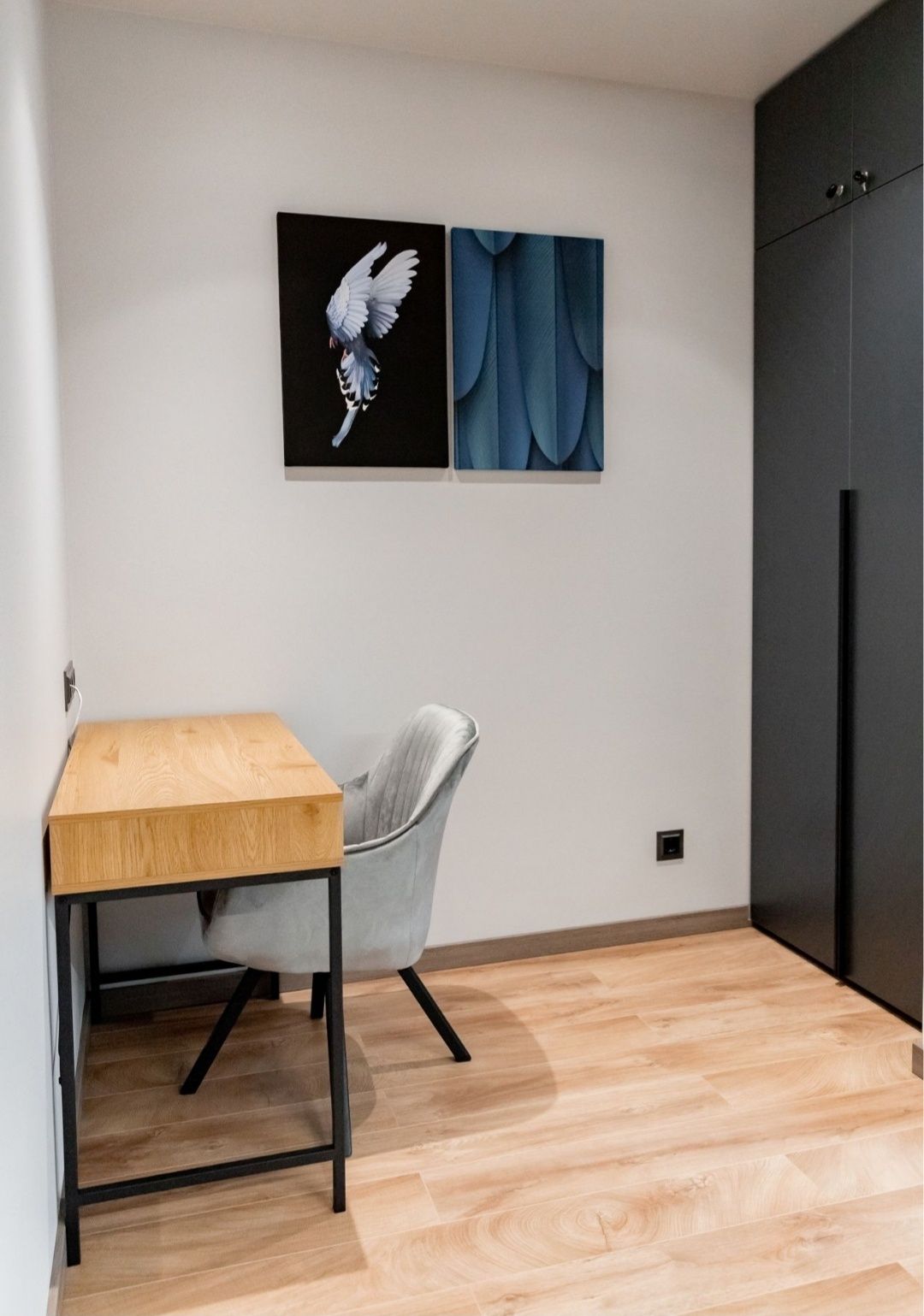 Stylish 1.5 Room Apartment with Designer Interior in Main House Complex